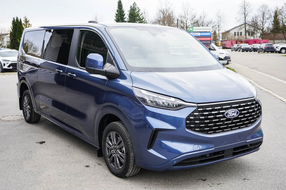 Foto vom Ford Tourneo Custom 2,0 EcoBlue AT L2H1 